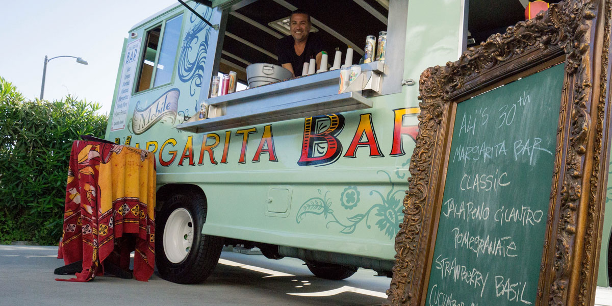 Santa Monica's Favourite Mobile Beer & Bar Truck for All Your Events